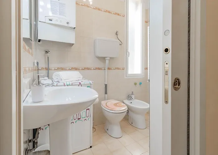 H11 Casa Zefiro - Centro - Parcheggio Apartment