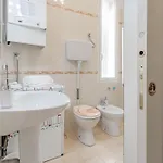 H11 Casa Zefiro - Centro - Parcheggio Apartment