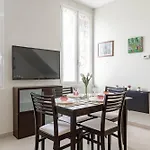 Apartment H11 Casa Zefiro - Centro - Parcheggio Sanremo